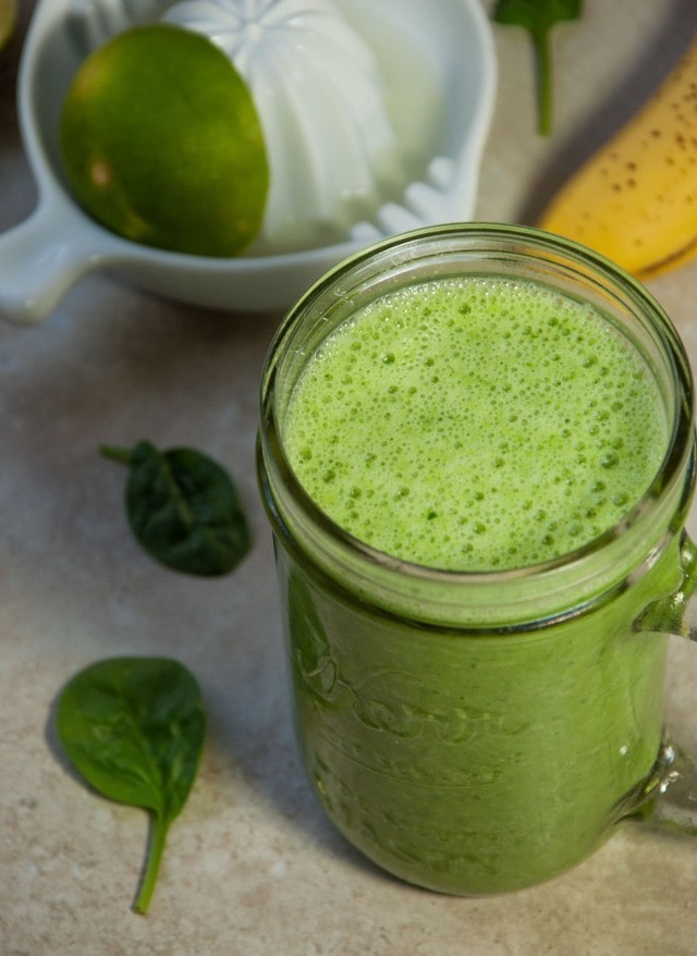 Refreshing green smoothie is the perfect way to start the day with 25% of your daily required fiber and almost 9 grams of protein for just 215 calories!