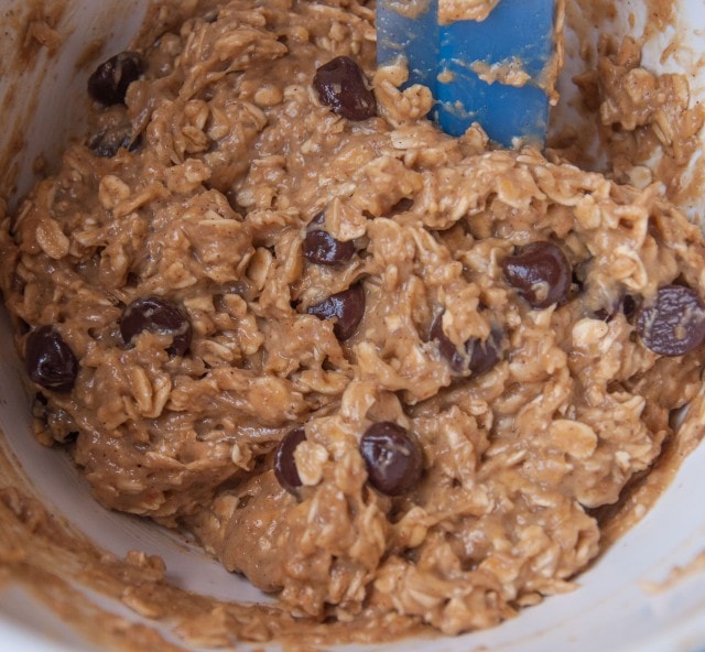 Filling vegan gluten free oatmeal cookies are so chewy and delicious that you'd never know they're free of added sugar and packed with flax and heart healthy oats! 