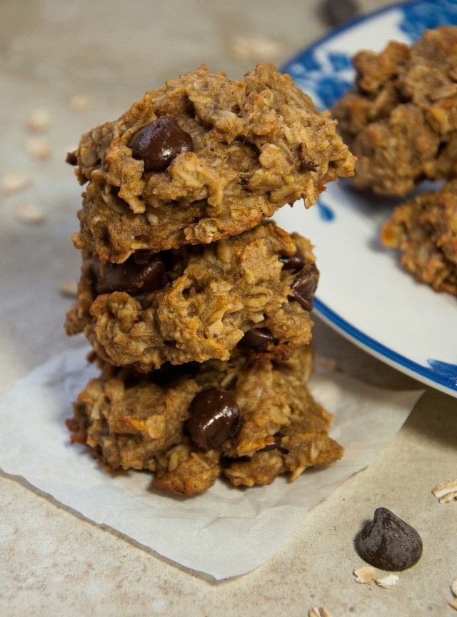 Filling vegan gluten free oatmeal cookies are so chewy and delicious that you'd never know they're free of added sugar and packed with flax and heart healthy oats! 