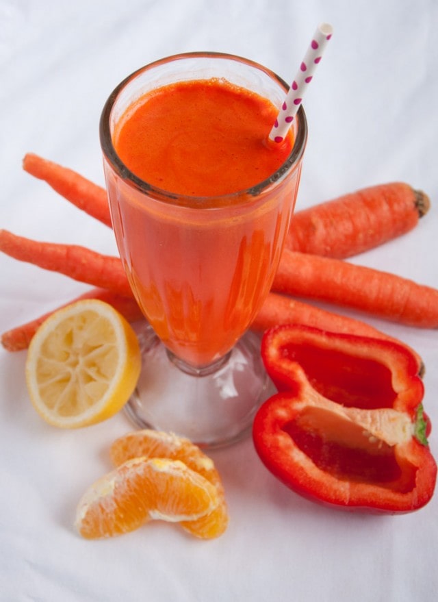 Fresh carrot juice with zesty red pepper, sweet orange juice, and a tangy lemon undertone is an immunity booster, loaded with Vitamin C.