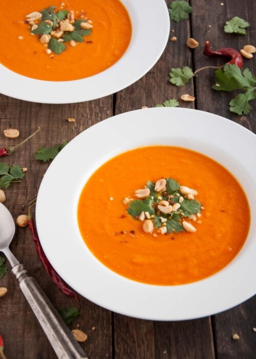 Delicious and creamy carrot soup delivers a healthy twist on Thai flavors from coconut milk and spicy curry to zesty lime and crunchy peanuts. All this for under 200 calories in each generous serving!
