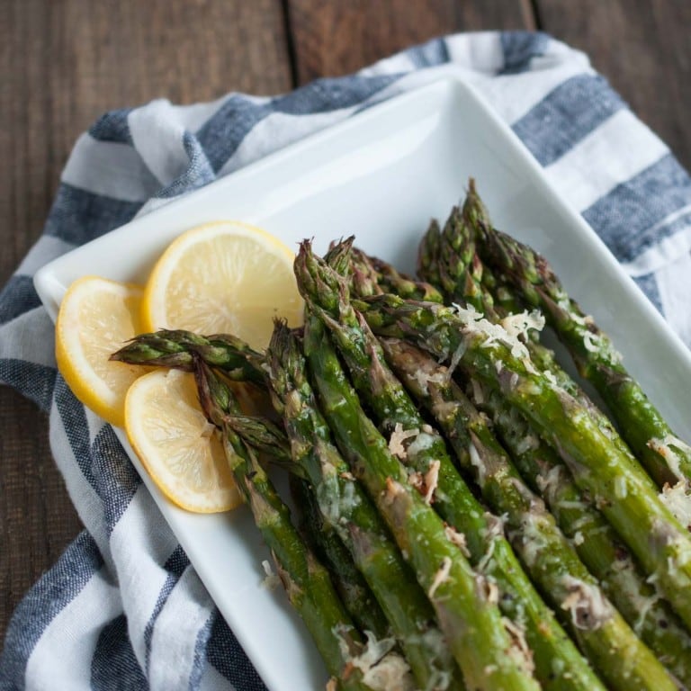 Lemon Parmesan Asparagus - Feasting not Fasting