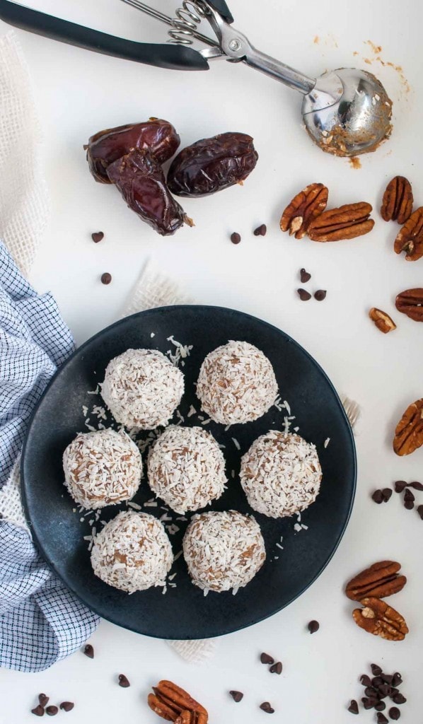 These tasty protein packed energy balls taste like a tasty dessert but are sweetened naturally with dates and have 4.4 grams of protein each.