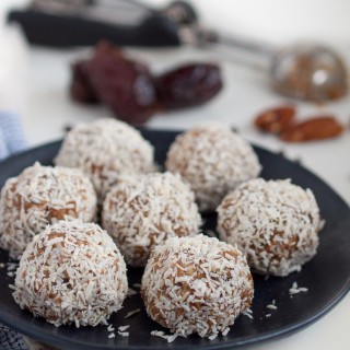 These tasty protein packed energy balls taste like a tasty dessert but are sweetened naturally with dates and have 4.4 grams of protein each.