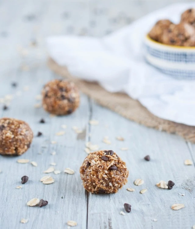 These delicious and filling protein balls taste like a peanut butter oatmeal cookie, but have 4.4 grams of protein in each 100 calorie ball!