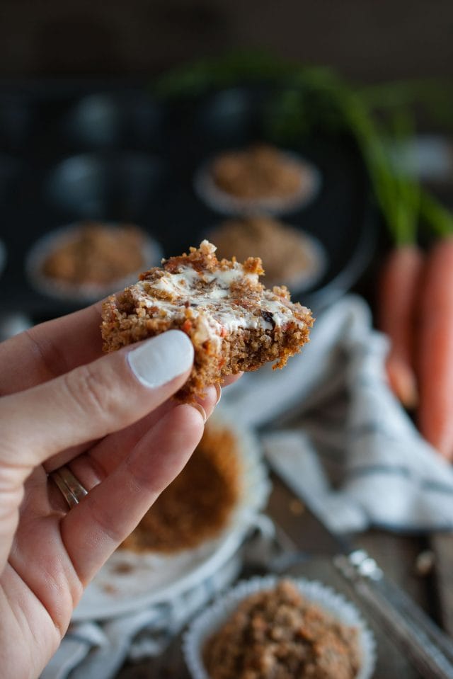 These healthy carrot muffins are made with oat flour, applesauce, honey, coconut oil and a tasty mix of spices that will remind you of carrot cake!