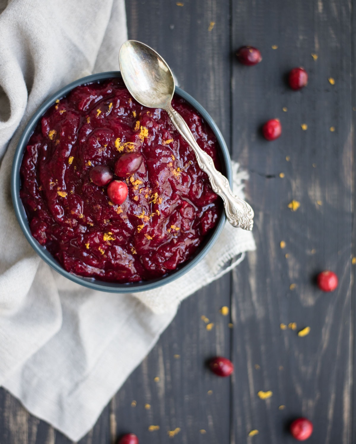 Thanksgiving honey orange cranberry sauce