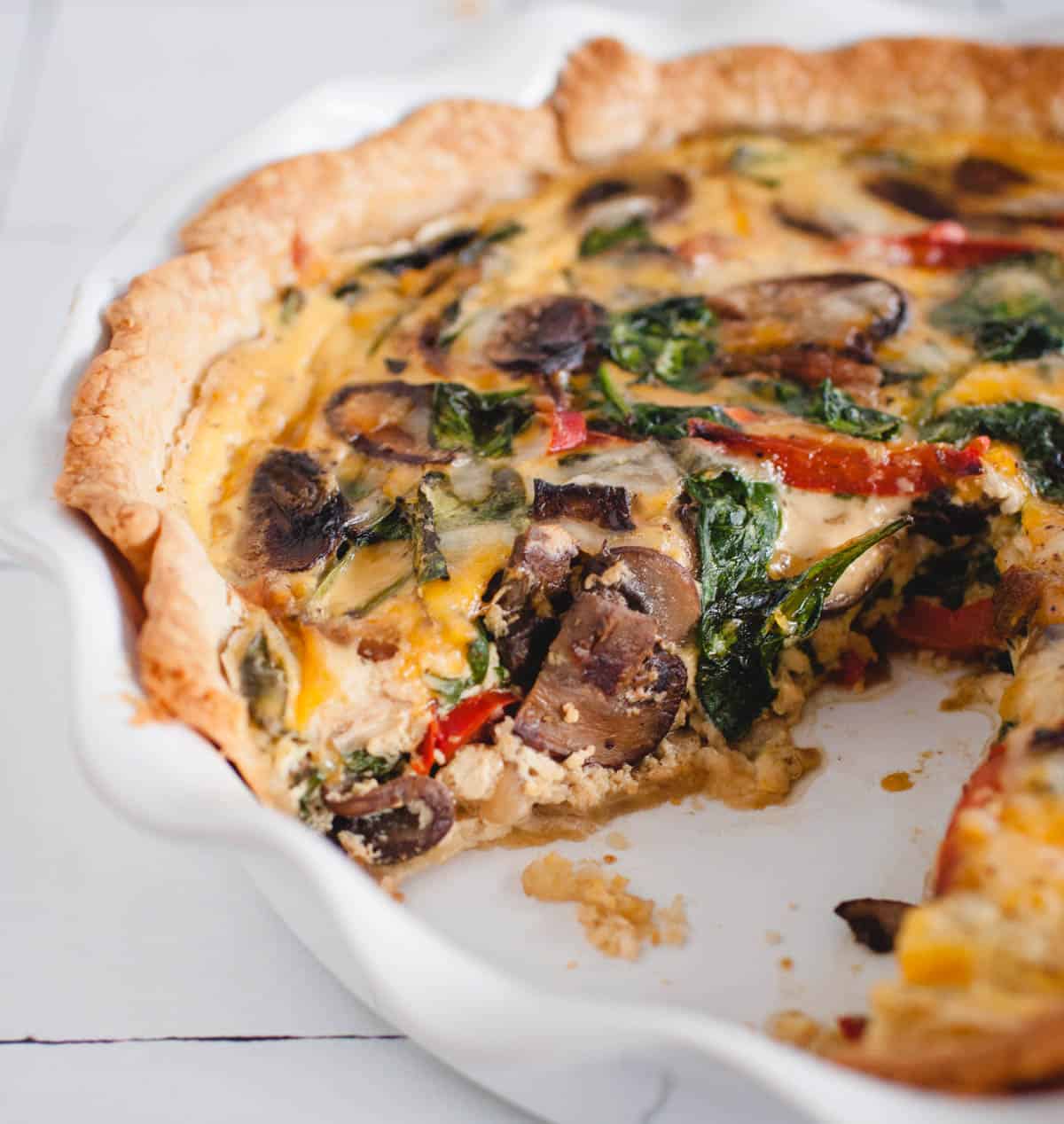 Easy Veggie Quiche - Feasting not Fasting