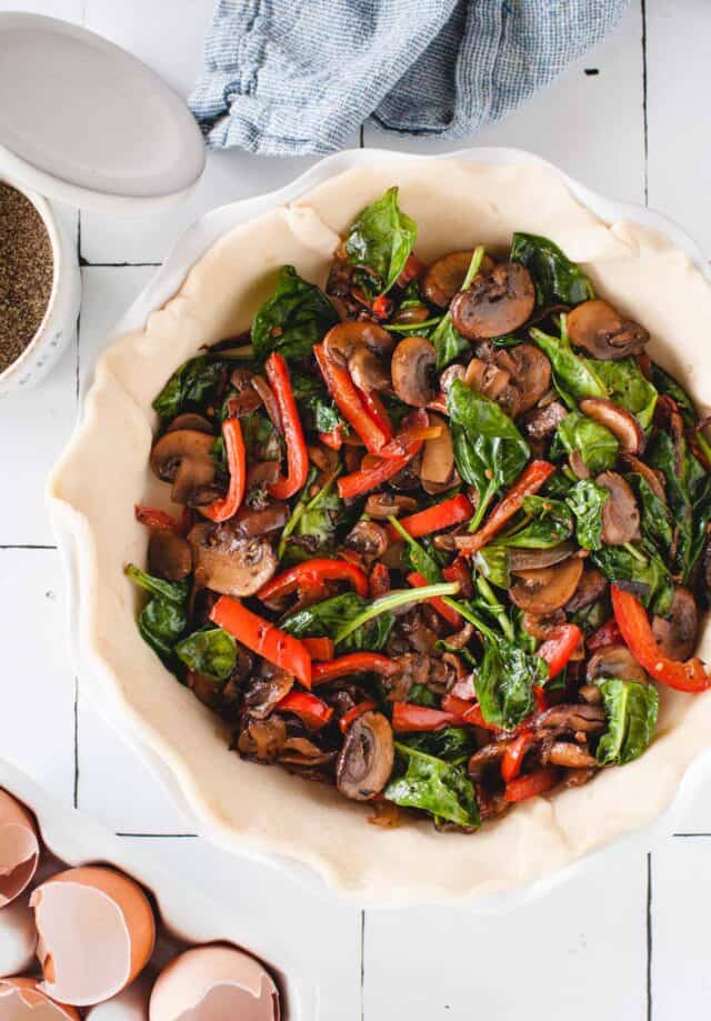 Easy Veggie Quiche - Feasting not Fasting