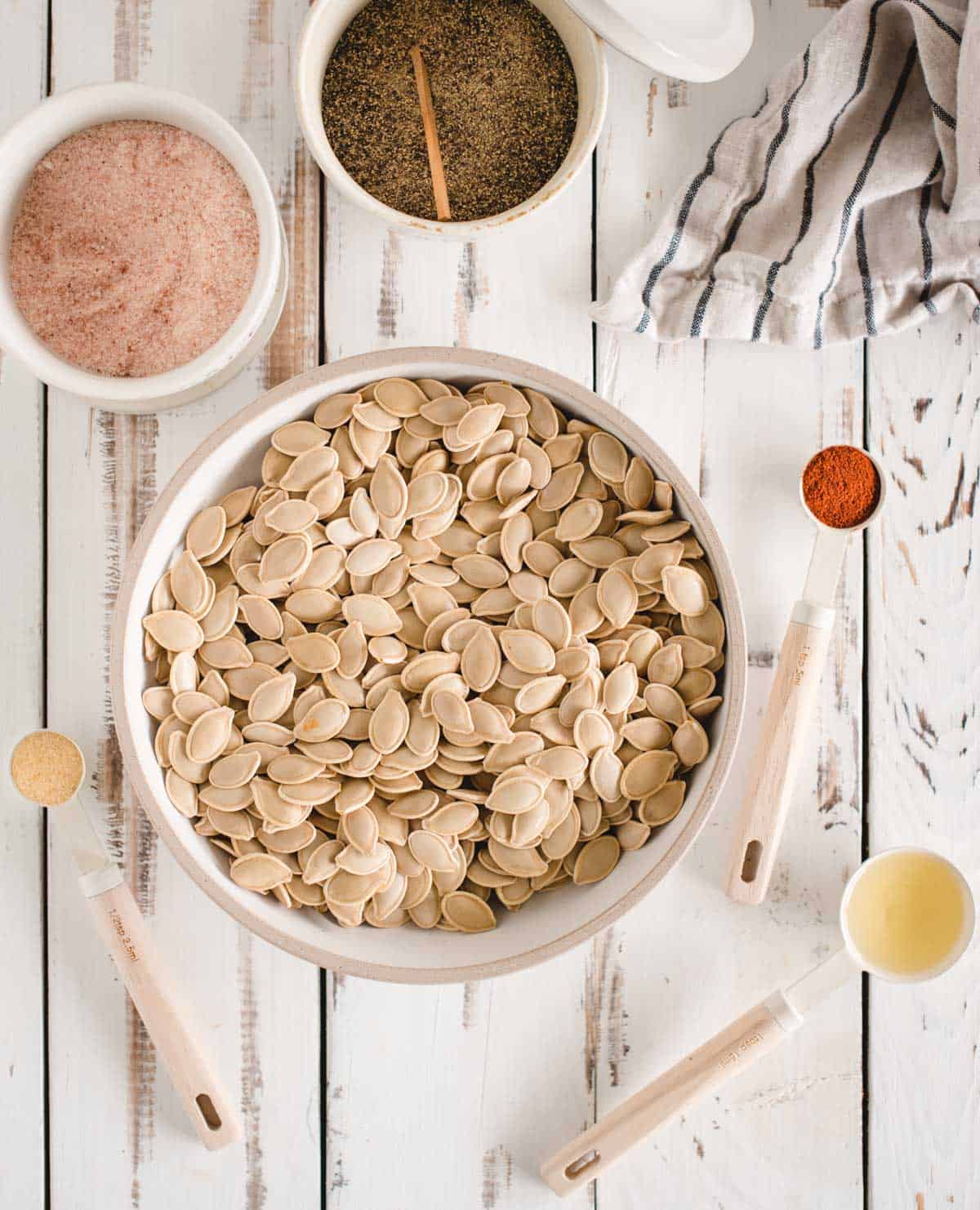 ingredients for air fryer pumpkin seeds