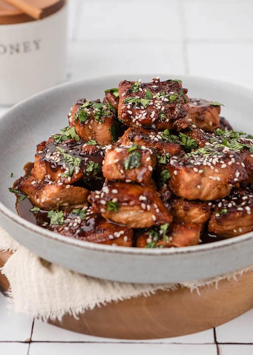 15 Minute Gochujang Korean Salmon (Glazed and Broiled) - Feasting not ...